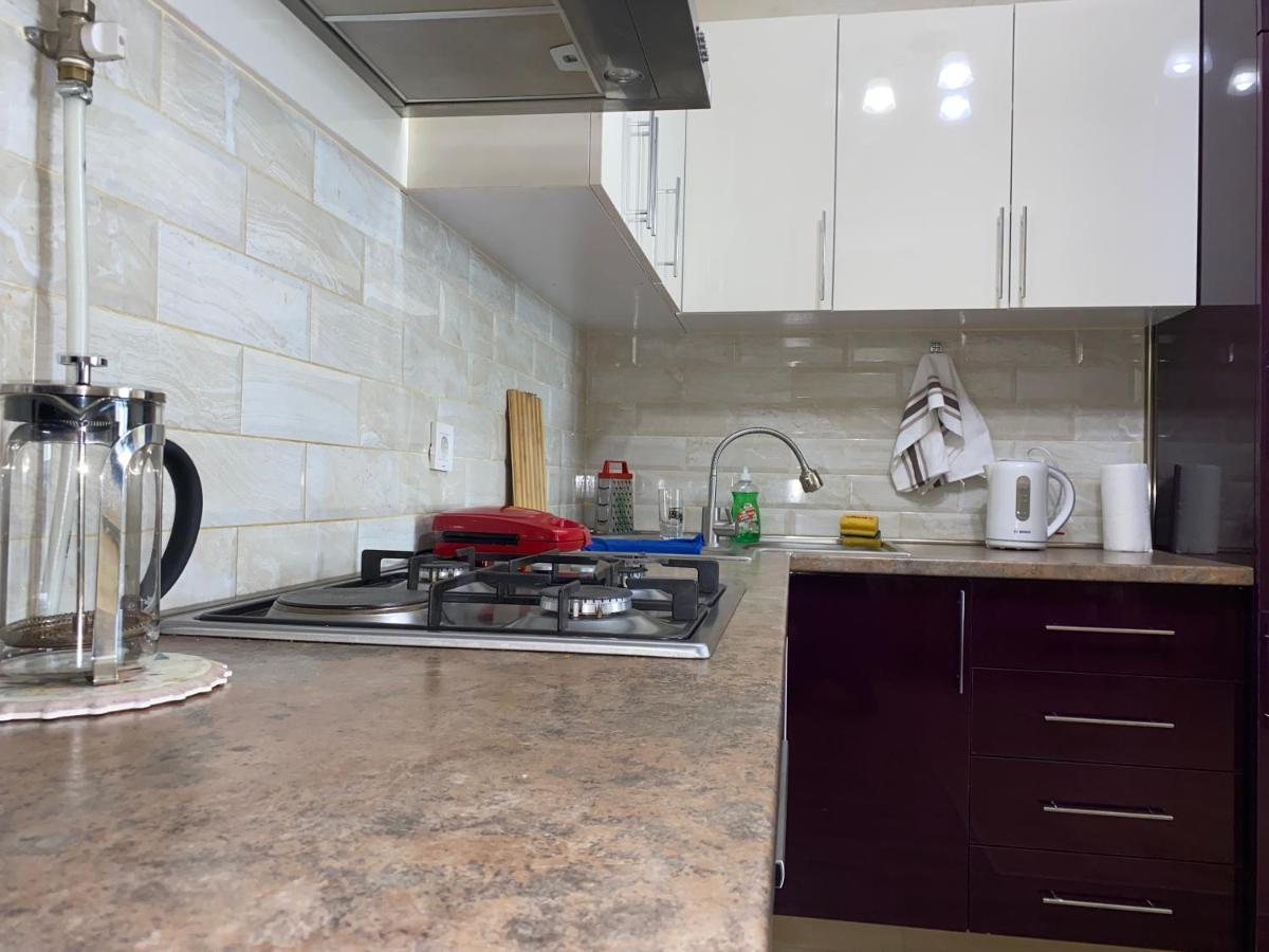 Comfortable Apartment In Center Erevan Esterno foto