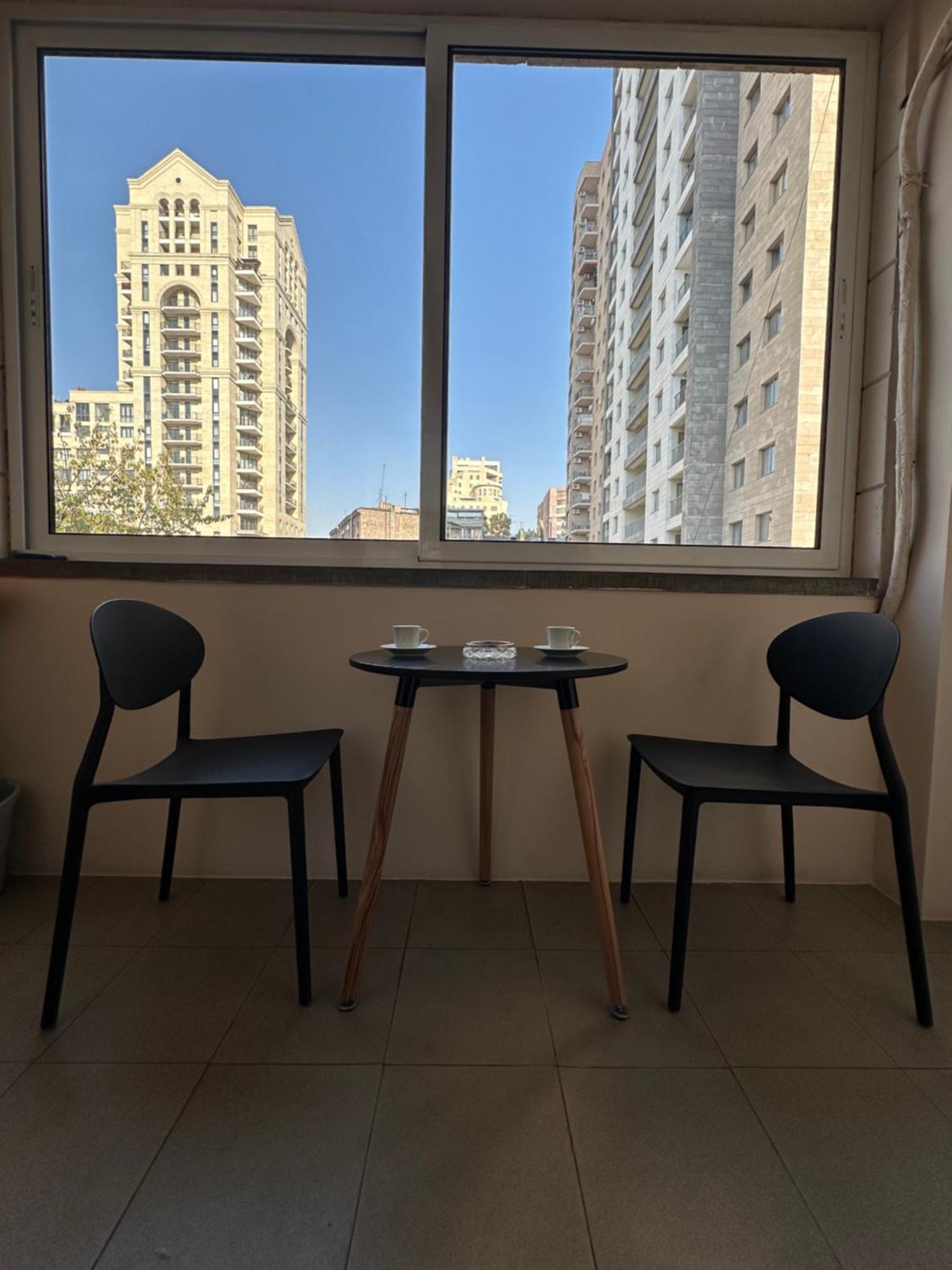 Comfortable Apartment In Center Erevan Esterno foto