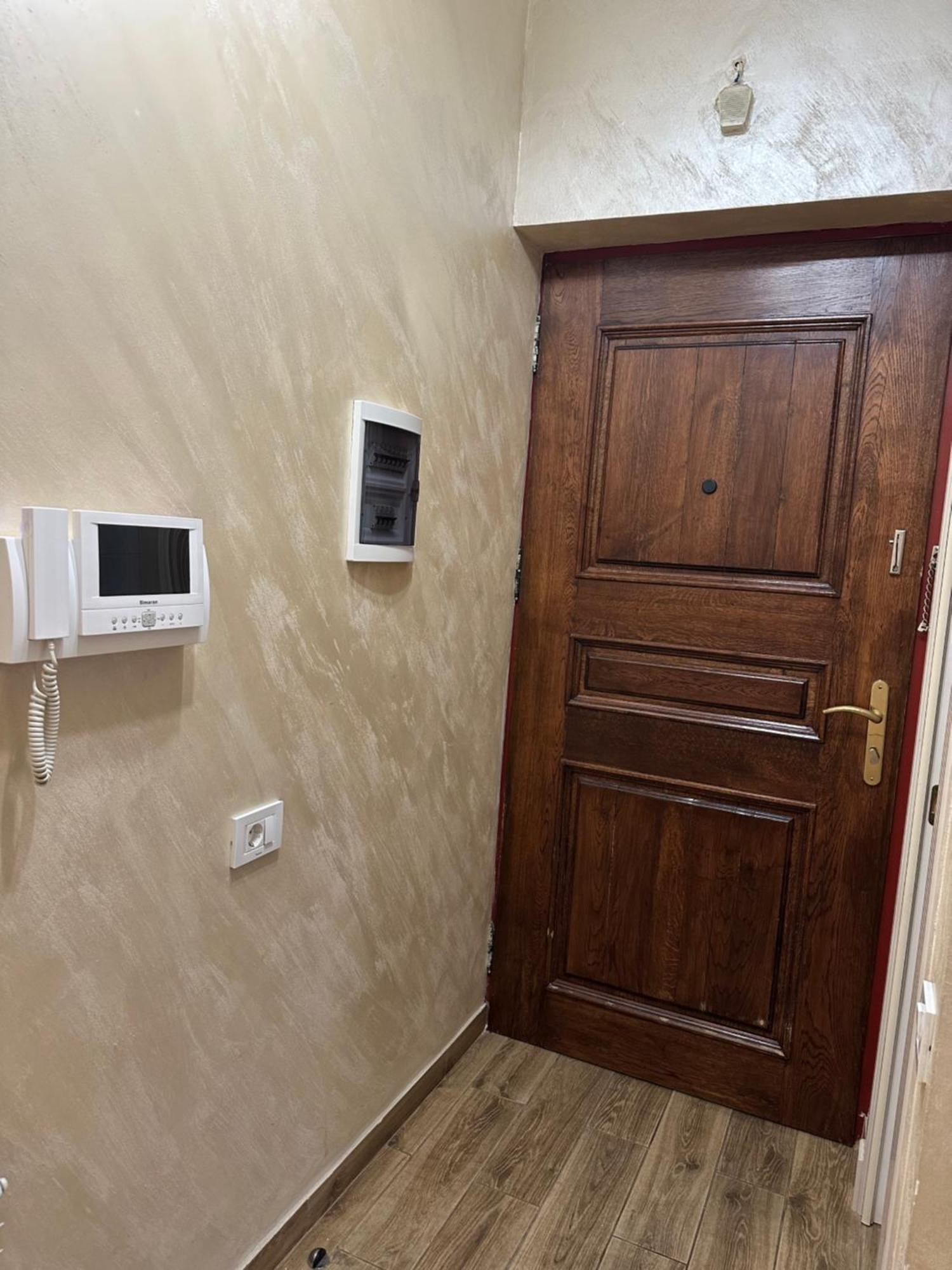 Comfortable Apartment In Center Erevan Esterno foto