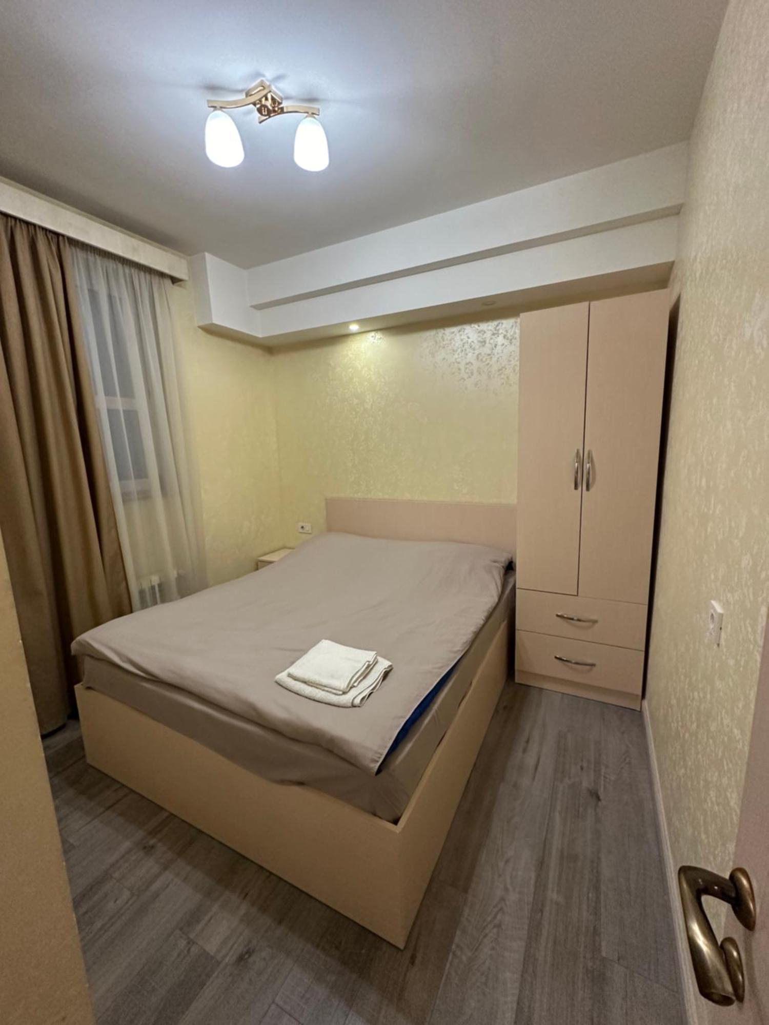 Comfortable Apartment In Center Erevan Esterno foto